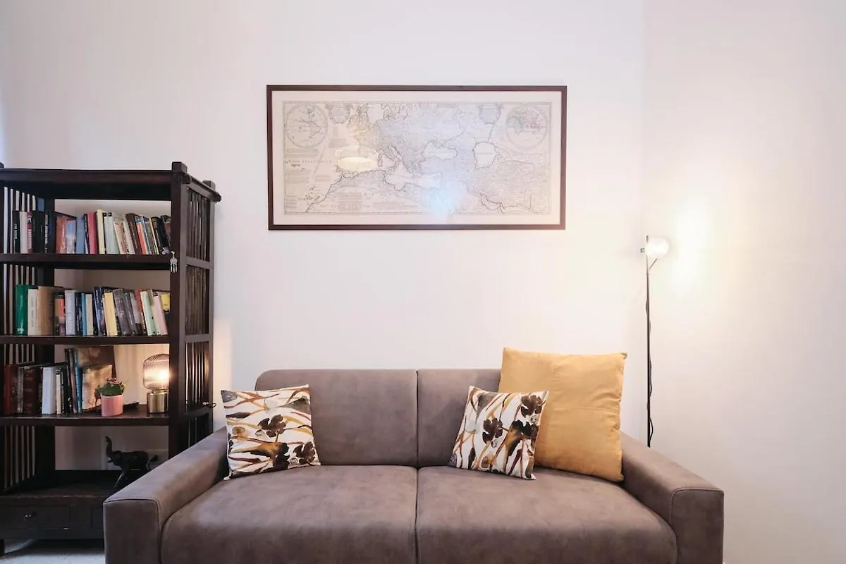 New - La Casetta Di Nadia Rome Italy